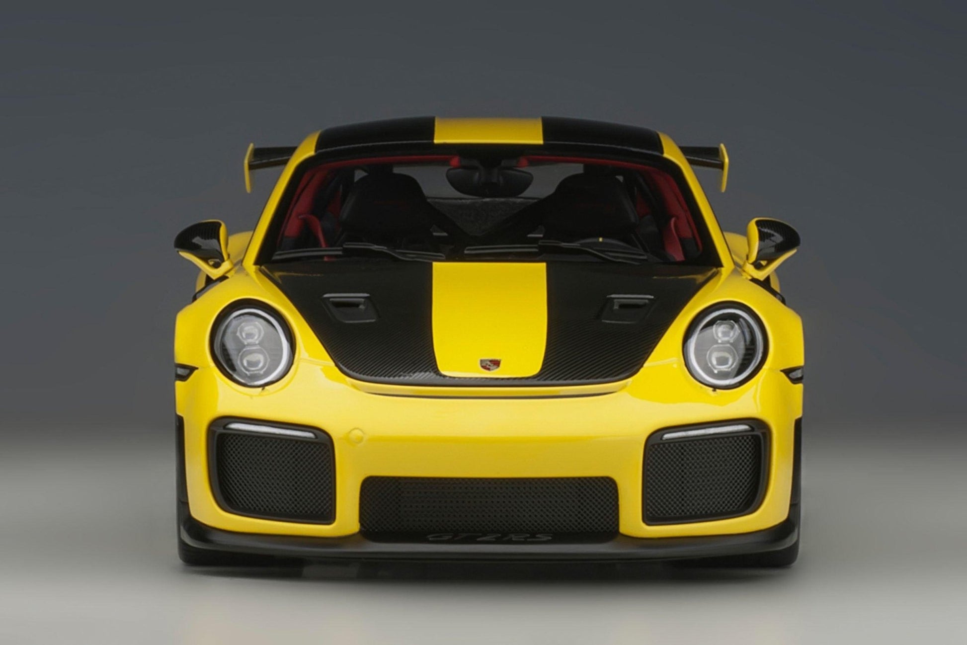 AutoArt Porsche 911 (991.2) GT2 RS Weissach Package - Racing Yellow 1:18 Modell - Artexio