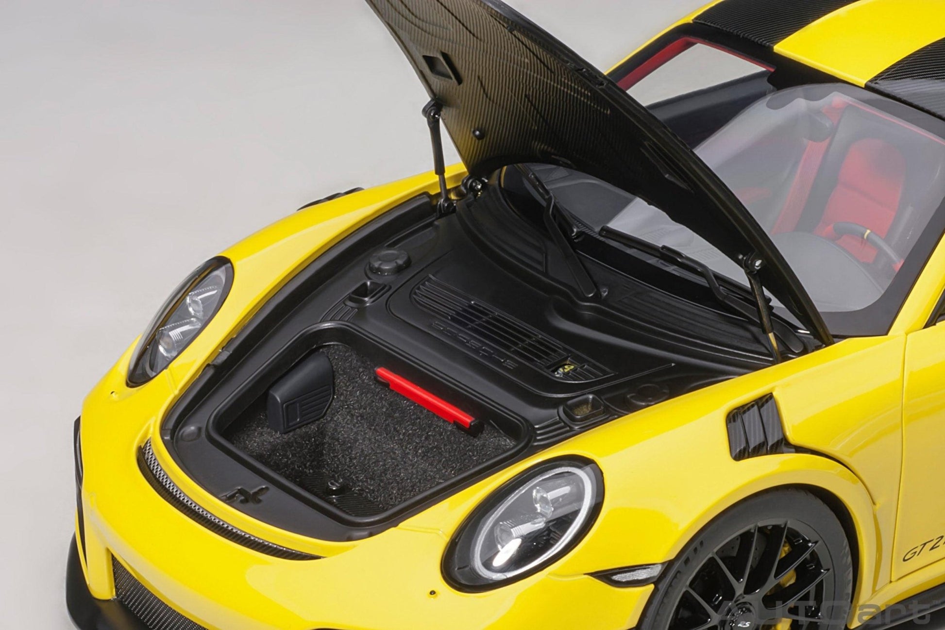 AutoArt Porsche 911 (991.2) GT2 RS Weissach Package - Racing Yellow 1:18 Modell - Artexio