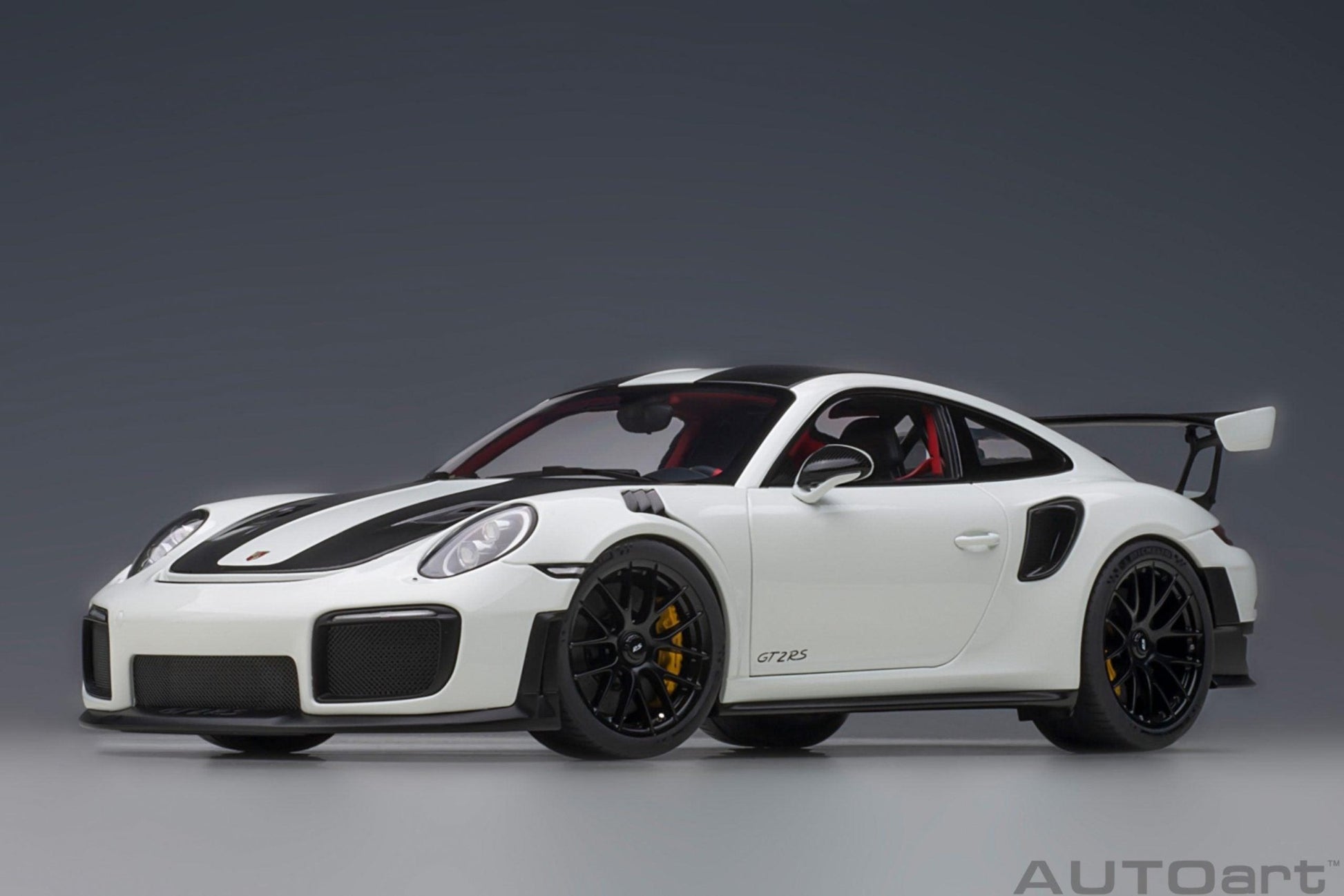 AutoArt Porsche 911 (991.2) GT2 RS Weissach Package - White 1:18 Modell - Artexio