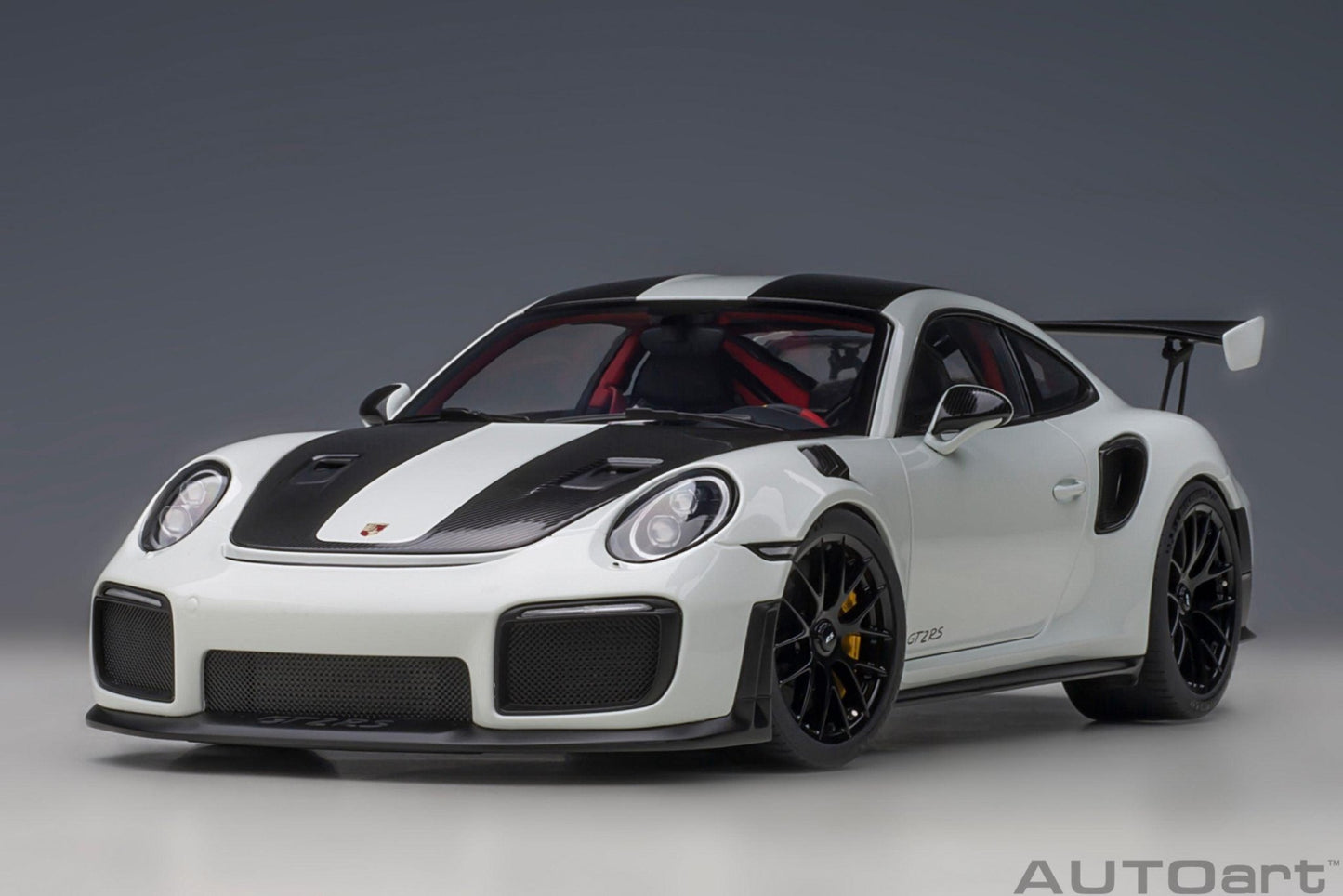 AutoArt Porsche 911 (991.2) GT2 RS Weissach Package - White 1:18 Modell - Artexio