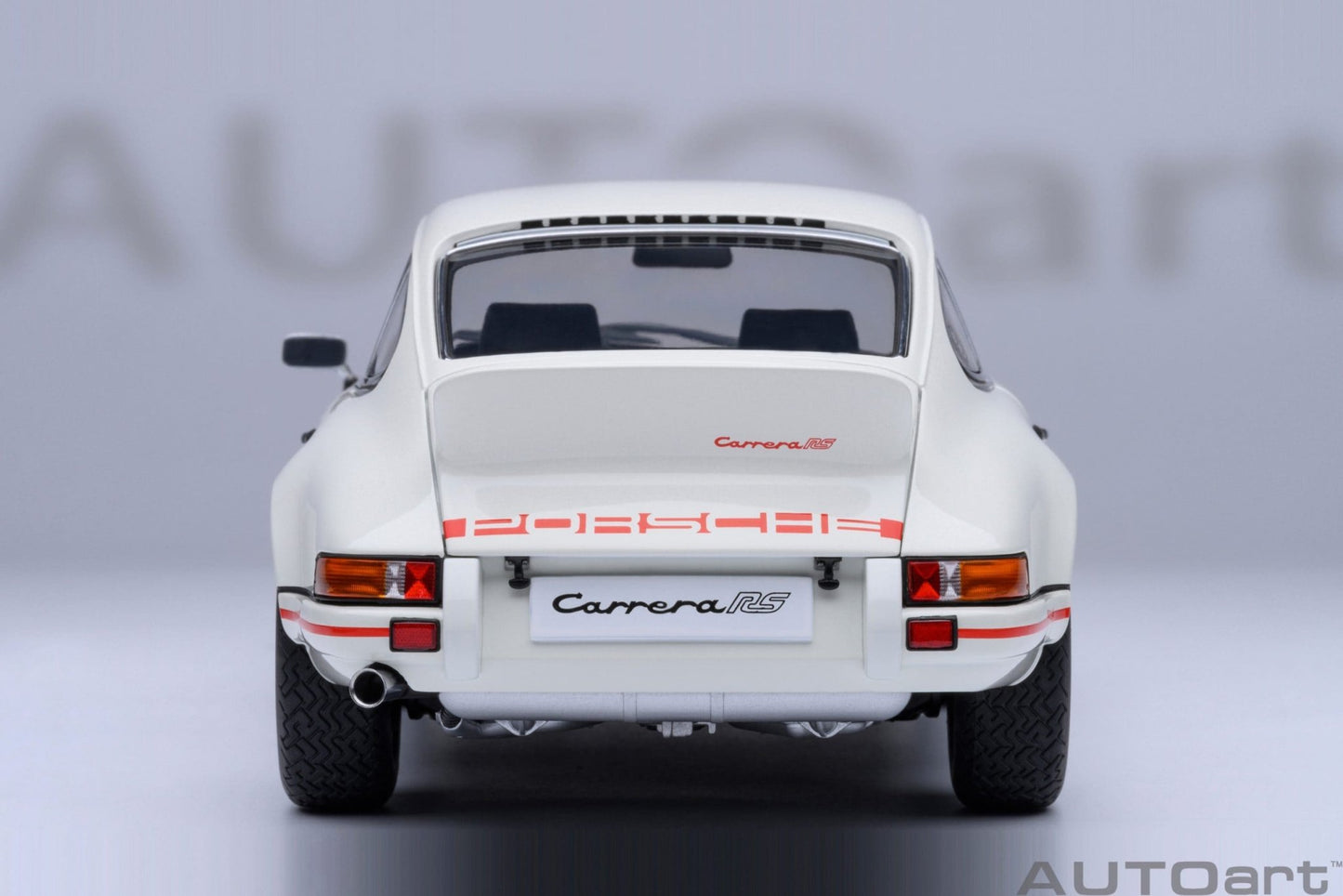 AutoArt Porsche 911 Carrera 2.7 RS Grand Prix White with Red stripes 1:18 Modell