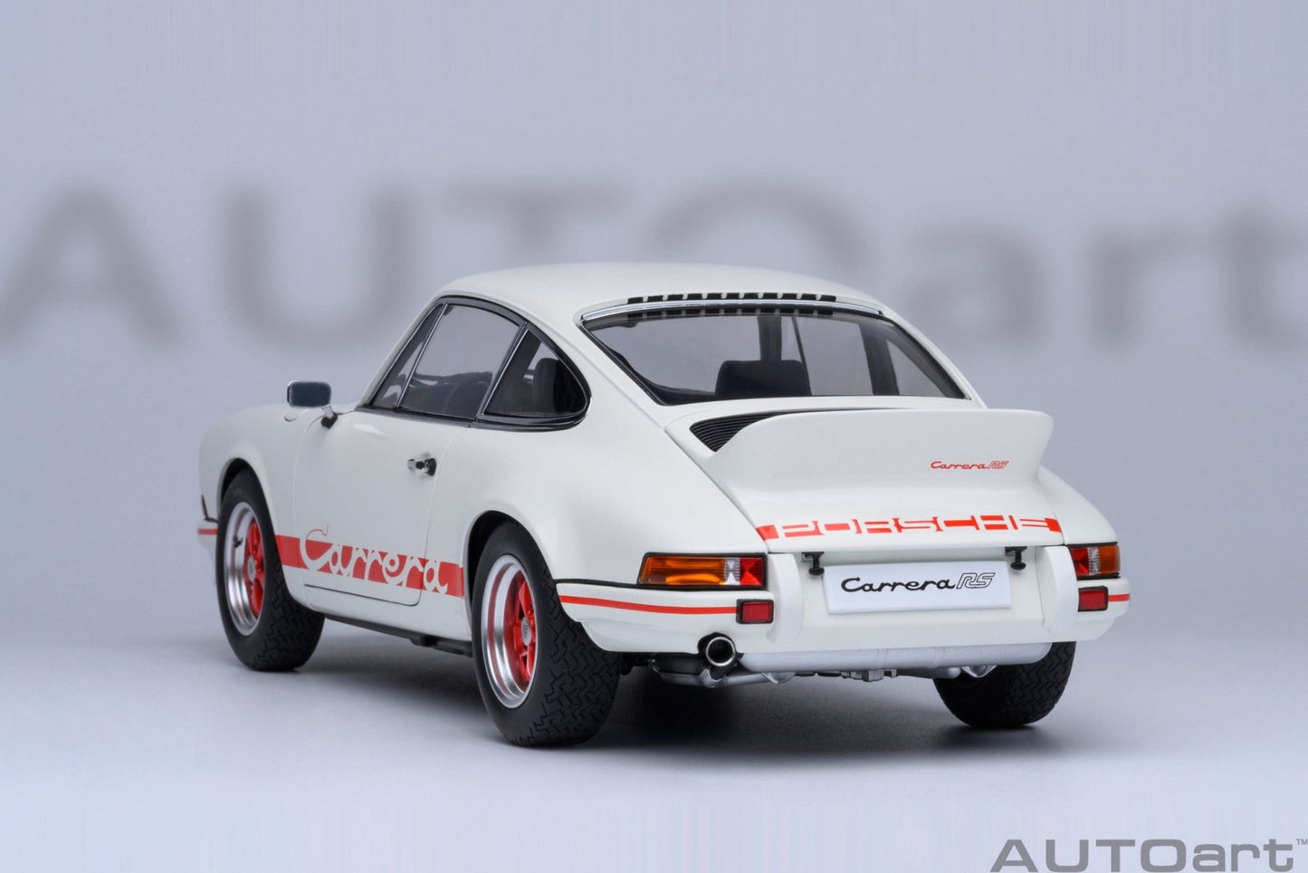 AutoArt Porsche 911 Carrera 2.7 RS Grand Prix White with Red stripes 1:18 Modell