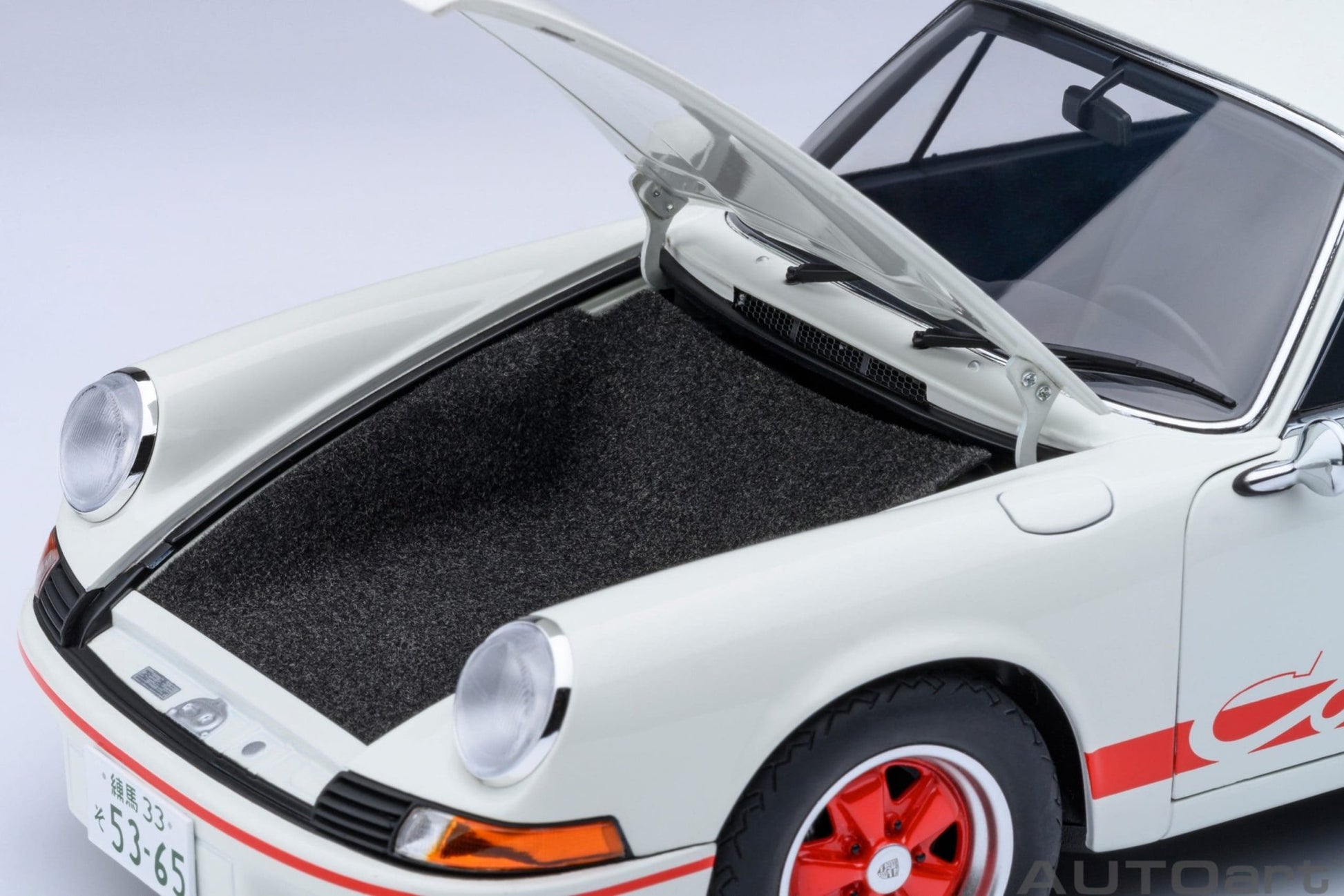 AutoArt Porsche 911 Carrera 2.7 RS THE CIRCUIT WOLF 1:18 Modell
