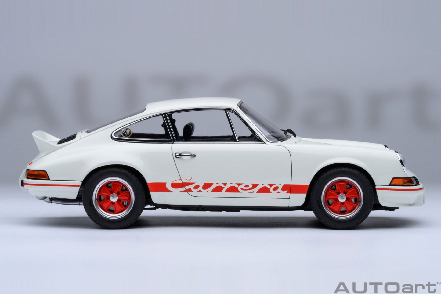 AutoArt Porsche 911 Carrera 2.7 RS THE CIRCUIT WOLF 1:18 Modell