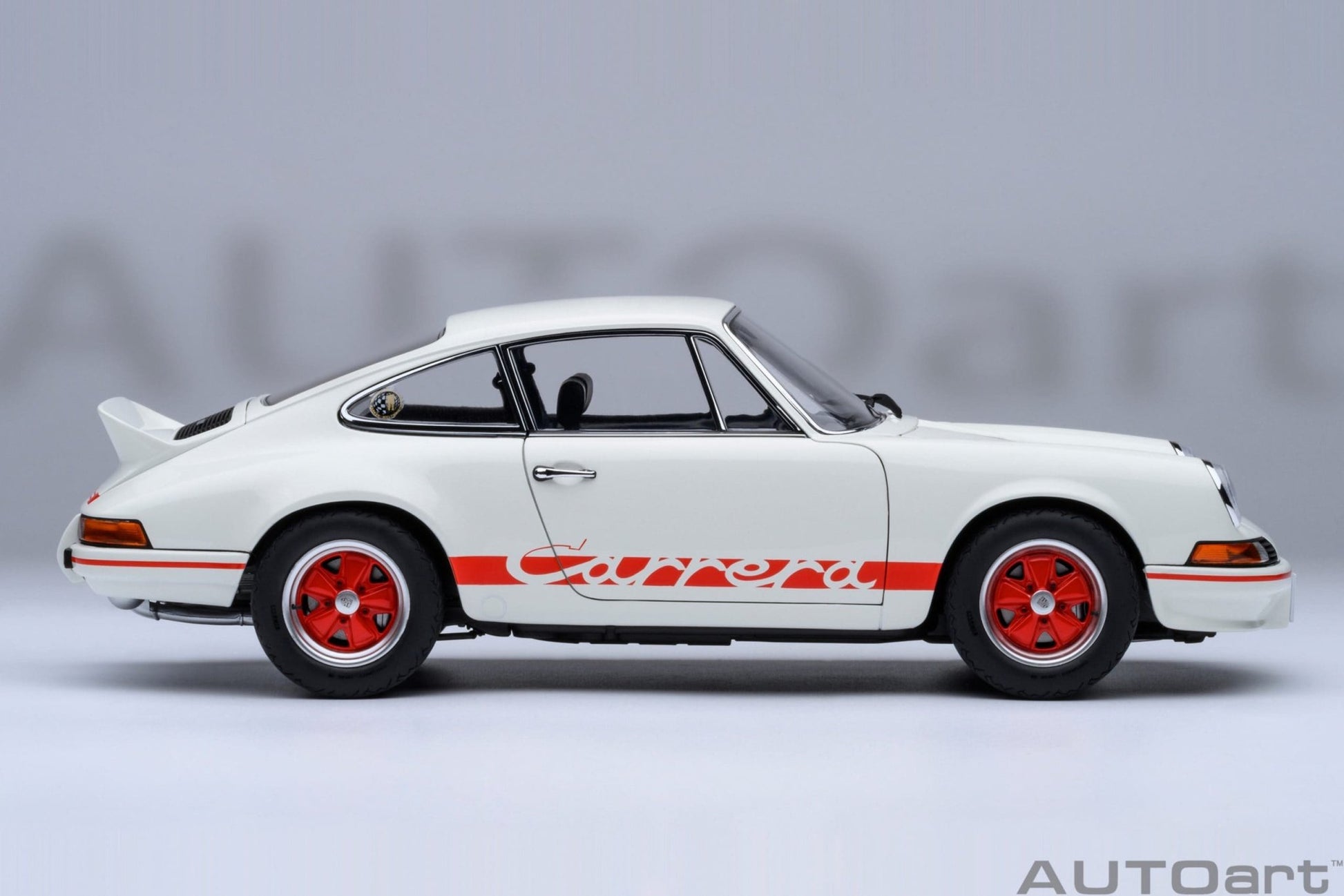 AutoArt Porsche 911 Carrera 2.7 RS THE CIRCUIT WOLF 1:18 Modell