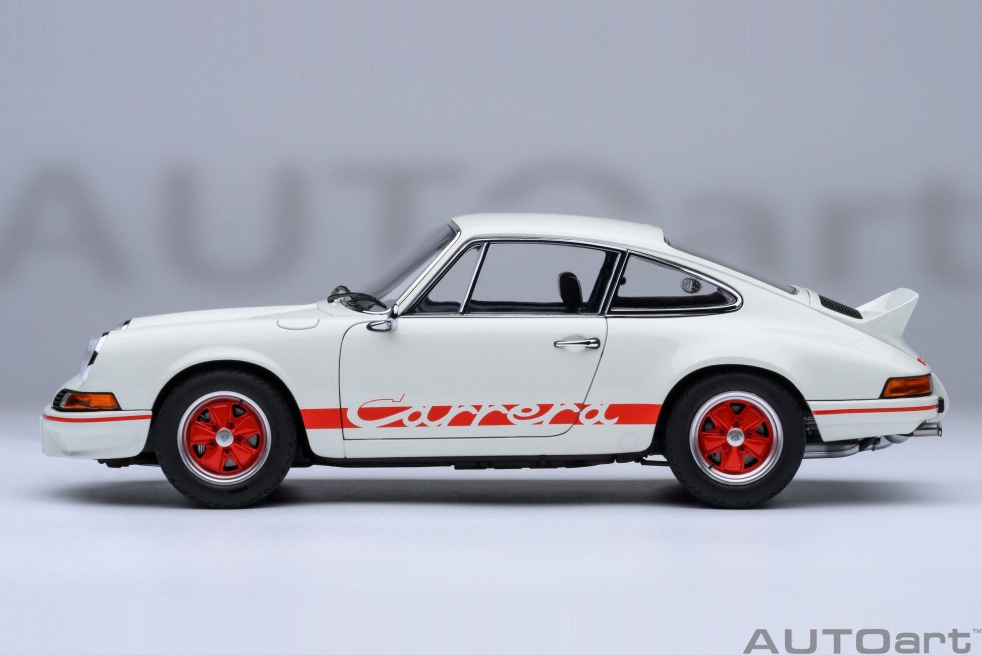 AutoArt Porsche 911 Carrera 2.7 RS THE CIRCUIT WOLF 1:18 Modell
