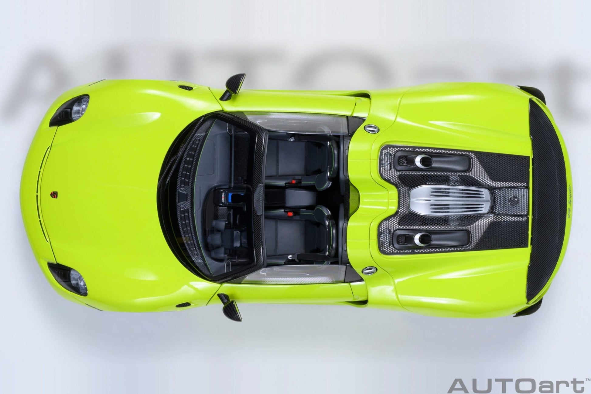 AutoArt Porsche 918 Spyder Weissach Package (Acid Green) 1:18 Modell