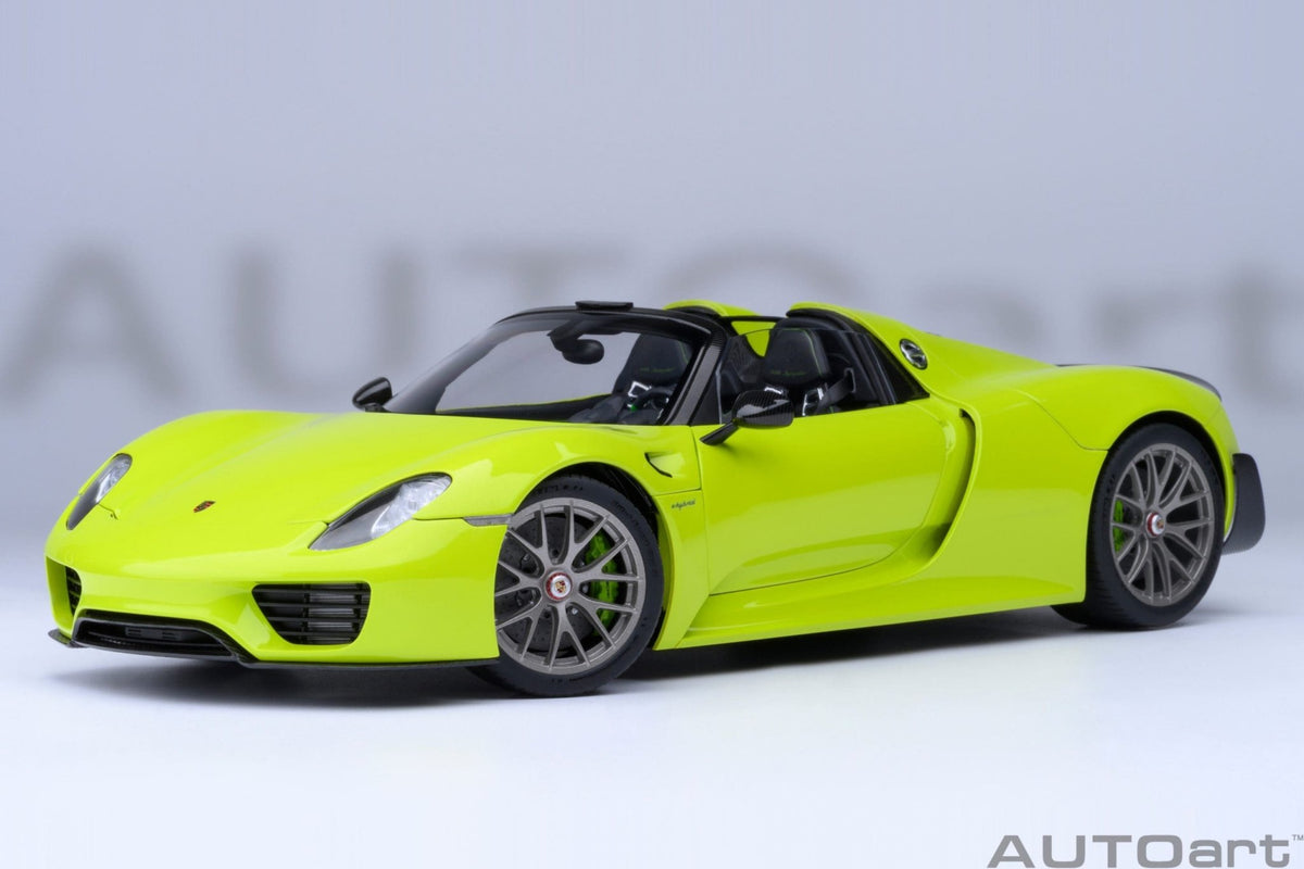 AutoArt Porsche 918 Spyder Weissach Package (Acid Green) 1:18 Model