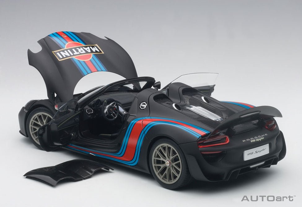 AutoArt Porsche 918 Spyder Weissach Package Matt Black Martini Livery 1:18 Modell