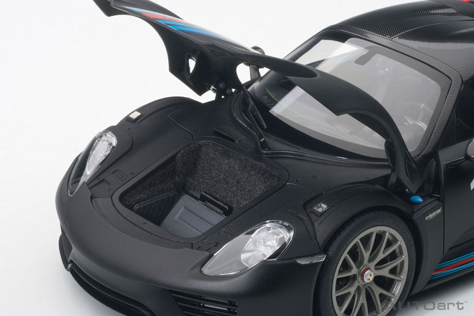 AutoArt Porsche 918 Spyder Weissach Package Matt Black Martini Livery 1:18 Modell