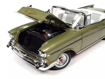 Autoworld Chevrolet Bel Air Convertible 1957 - Laurel Green 1:18 Modell