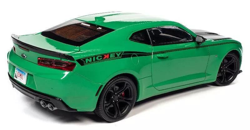Autoworld Chevrolet Camaro SS 1LE (Nickey) 2017 - Krypton Green 1:18 Modell