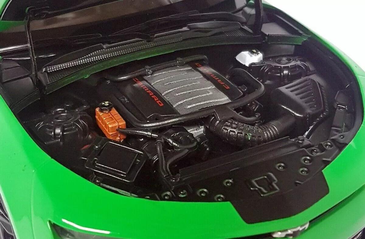 Autoworld Chevrolet Camaro SS 1LE (Nickey) 2017 - Krypton Green 1:18 Modell