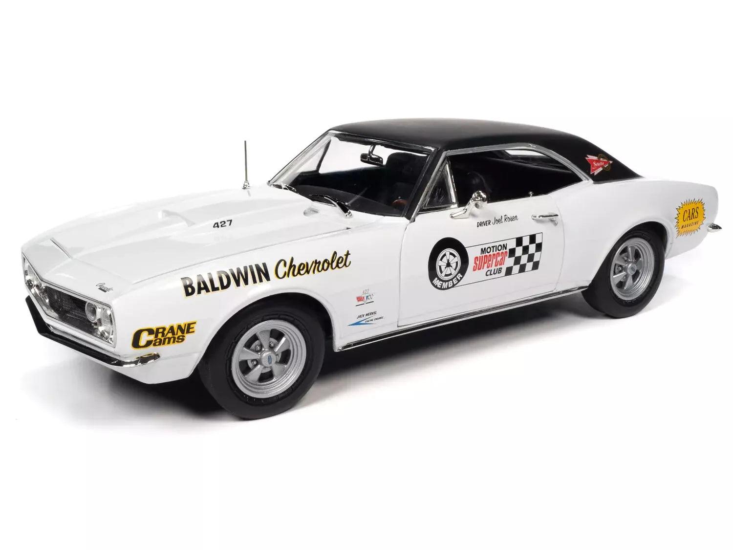 Autoworld Chevrolet Camaro SS (Baldwin Motion) Ermine White 1:18 Modell