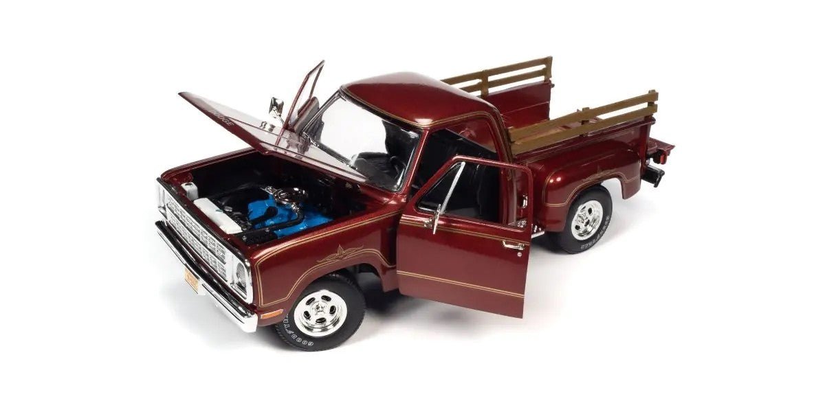 Autoworld Dodge D100 Stepside Warlock II 1979 1:18 Modell