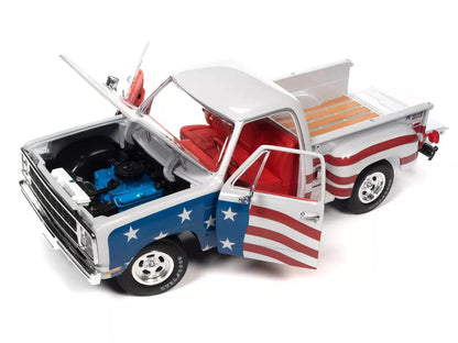 Autoworld Dodge Stepside Patriotic Pickup 1980 1:18 Modell - Artexio