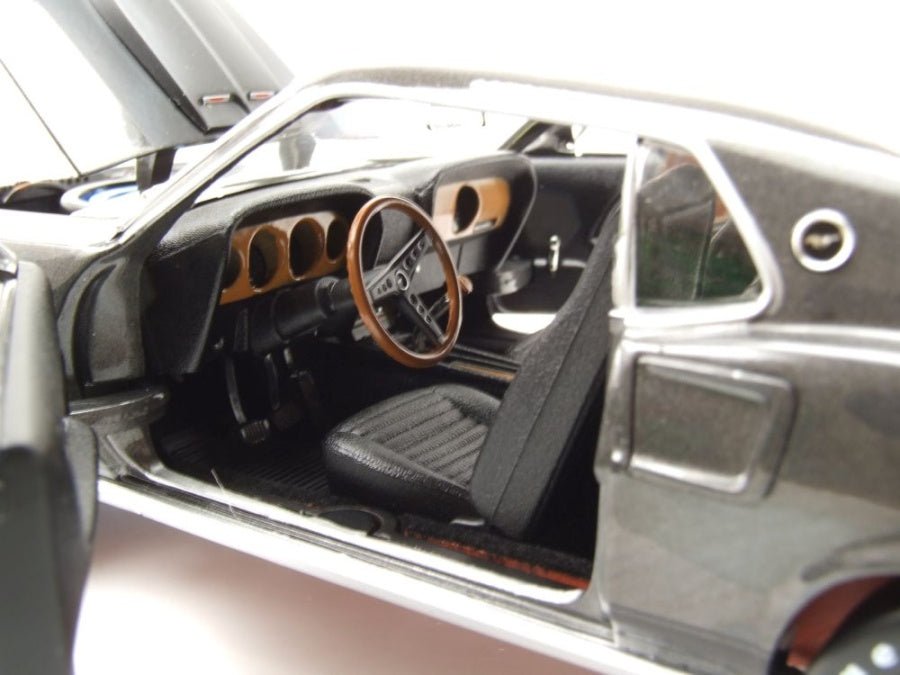 Autoworld Ford Mustang 1969 John Wick 1:18 Modell