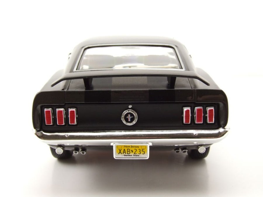 Autoworld Ford Mustang 1969 John Wick 1:18 Modell