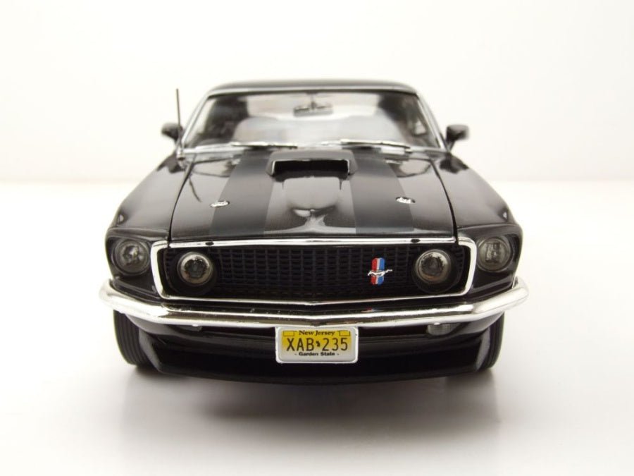 Autoworld Ford Mustang 1969 John Wick 1:18 Modell