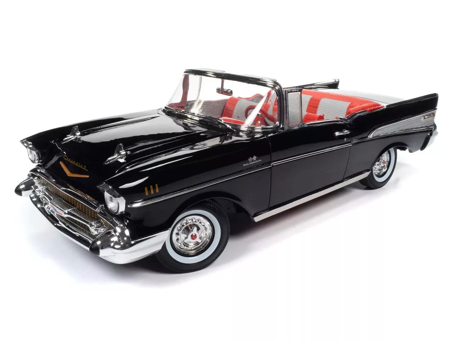 Autoworld James Bond 1957 Chevrolet Bel Air Convertible 1:18 Modell - Artexio