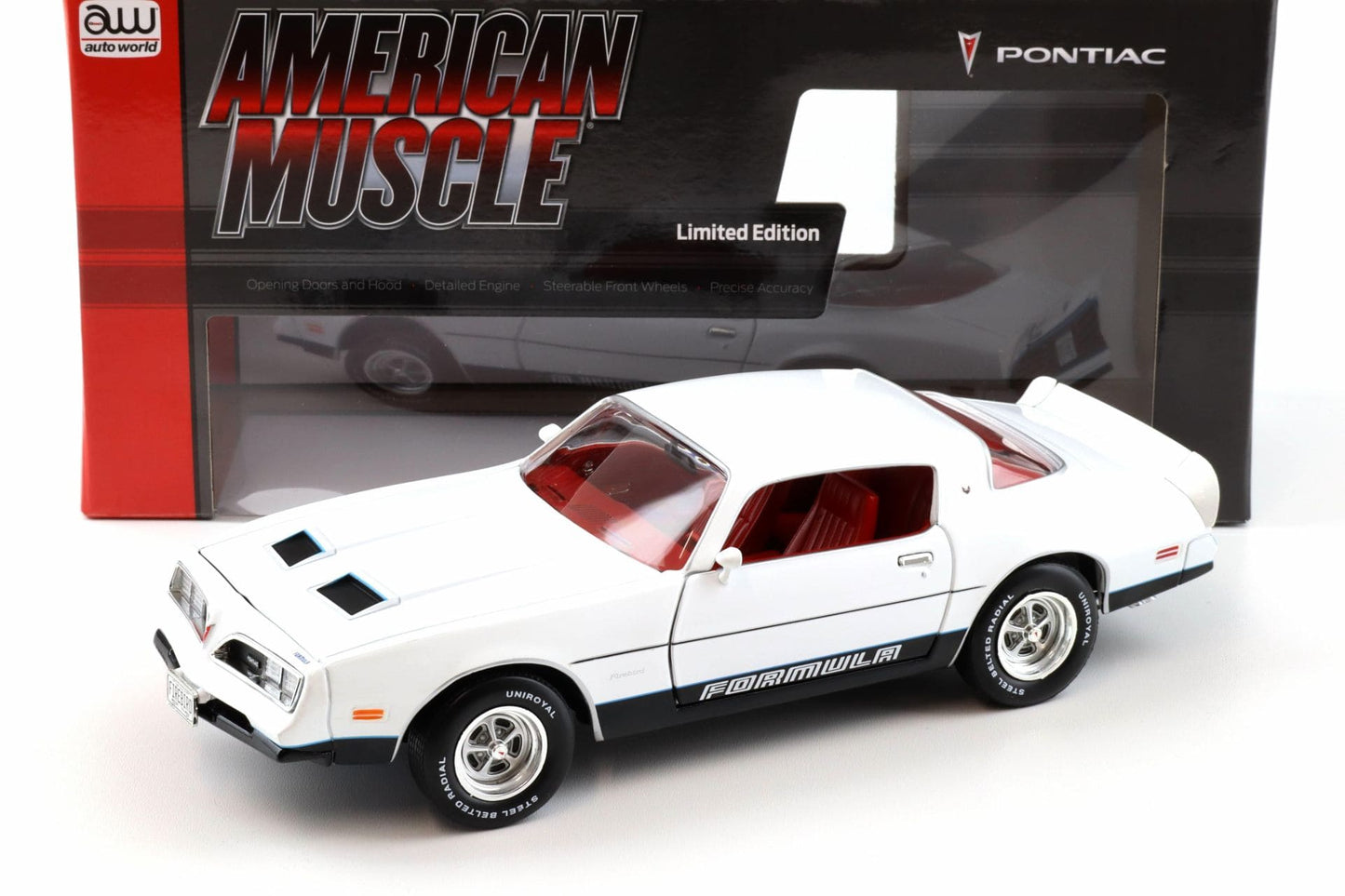 Autoworld Pontiac Firebird 1977 Formula Cameo White 1:18 Modell