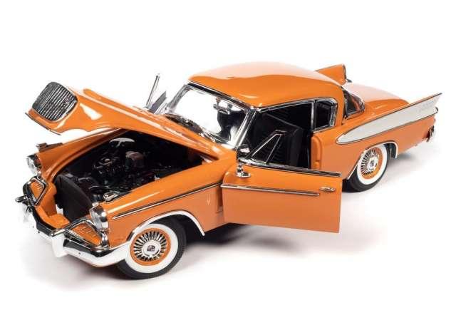 Autoworld Studebaker Gold Hawk Coppertone & White 1957 1:18 Modell - Artexio