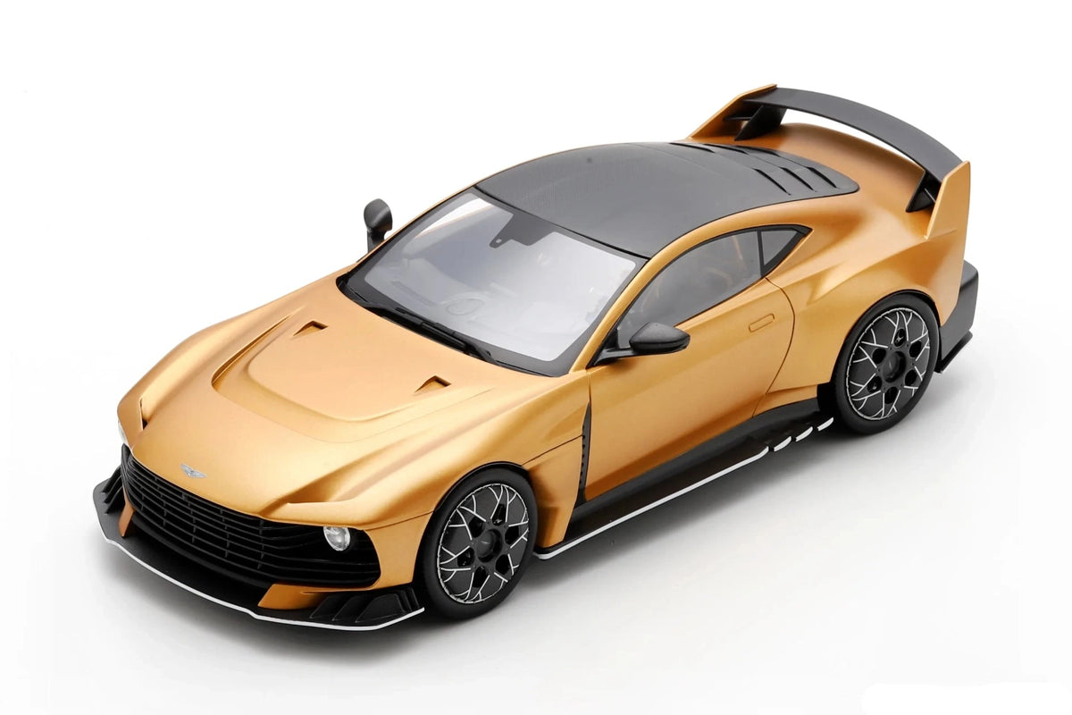 Spark Aston Martin Valiant 2024 1:18 Modell