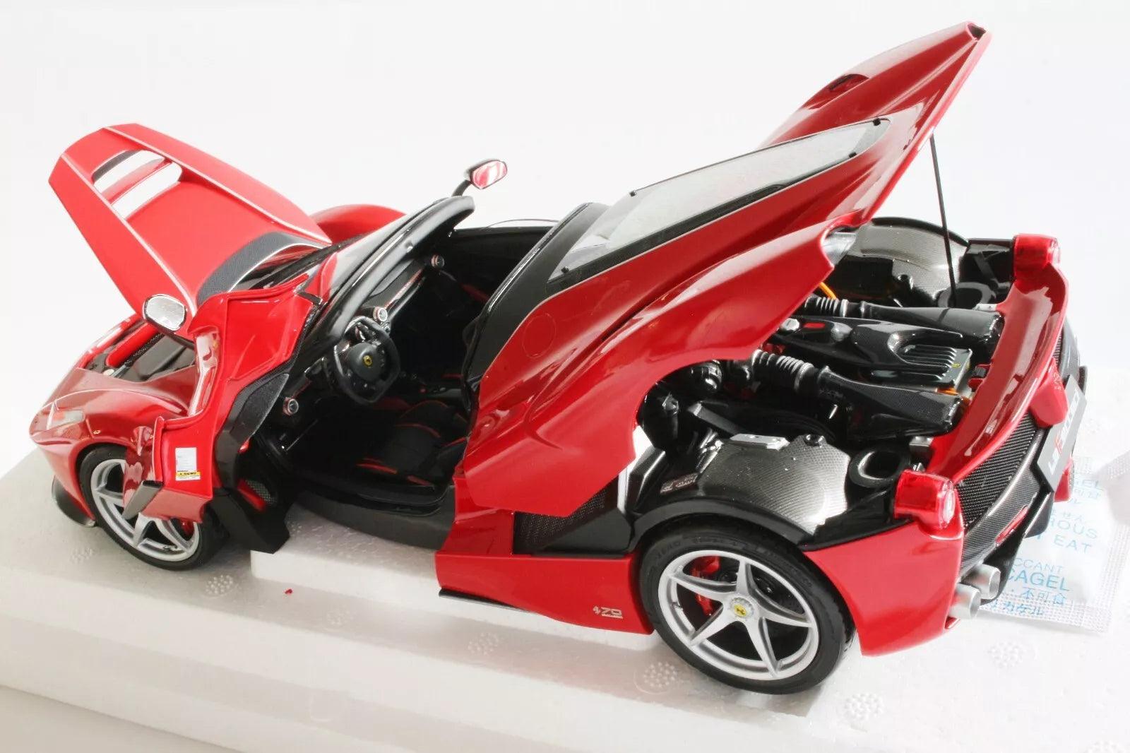 BBR Models Ferrari LaFerrari Aperta - Red 1:18 Modell - Artexio