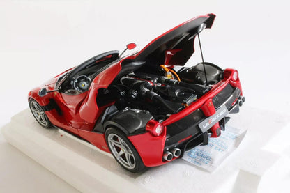 BBR Models Ferrari LaFerrari Aperta - Red 1:18 Modell - Artexio