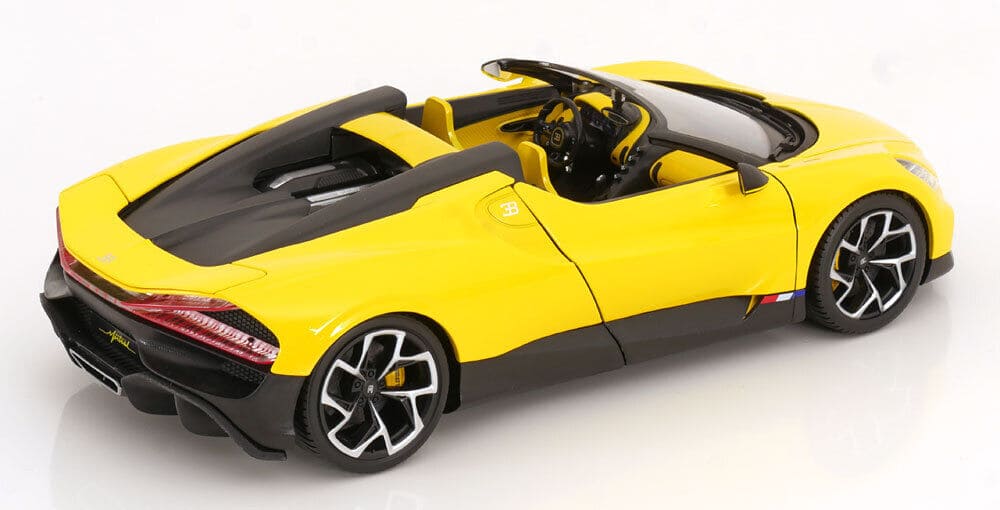 Bburago Bugatti W16 - Mistral Yellow 1:18 Modell - Artexio