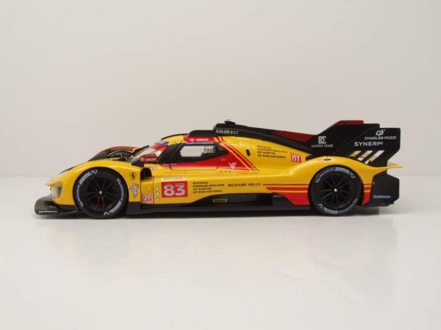 Bburago Ferrari 499P 24h LeMans 2024 83 Kubica, Shwartzman, Ye 1:18 Modell