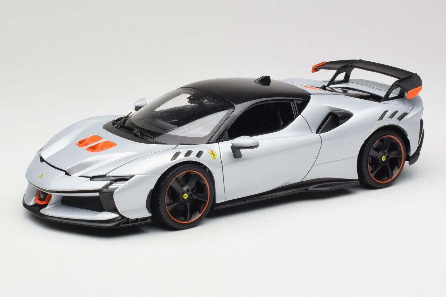 Bburago Ferrari SF90 XX Stradale 2024 white 1:18 Modell