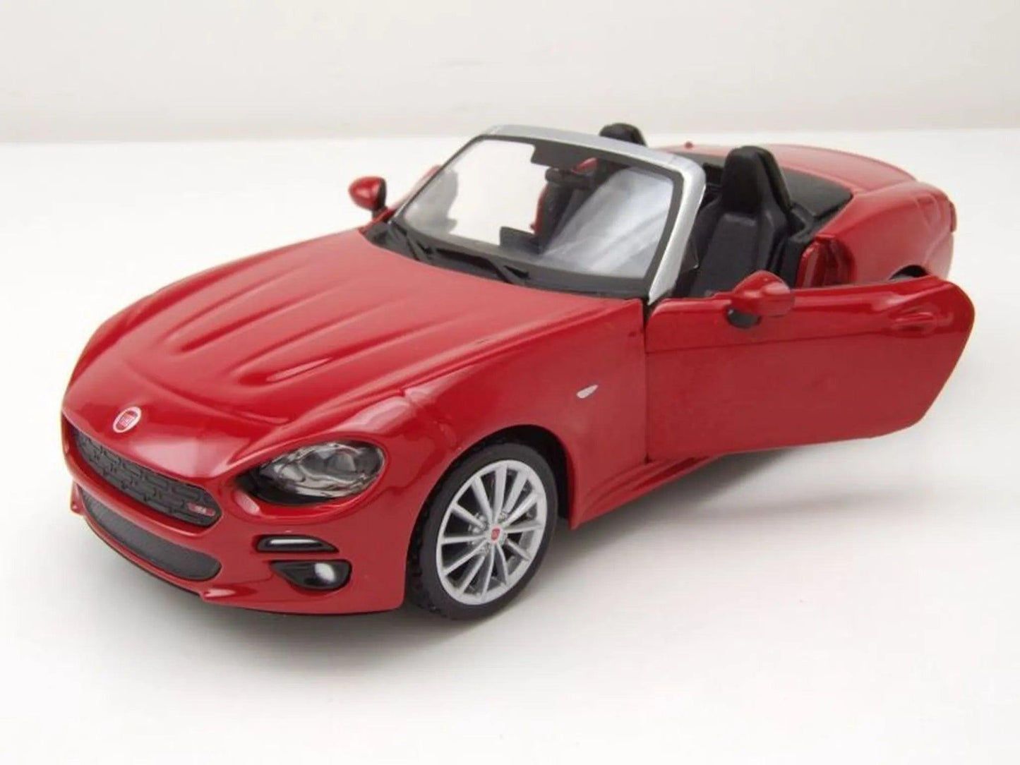 Bburago Fiat 124 Spider 2016 - Red 1:24 Modell - Artexio