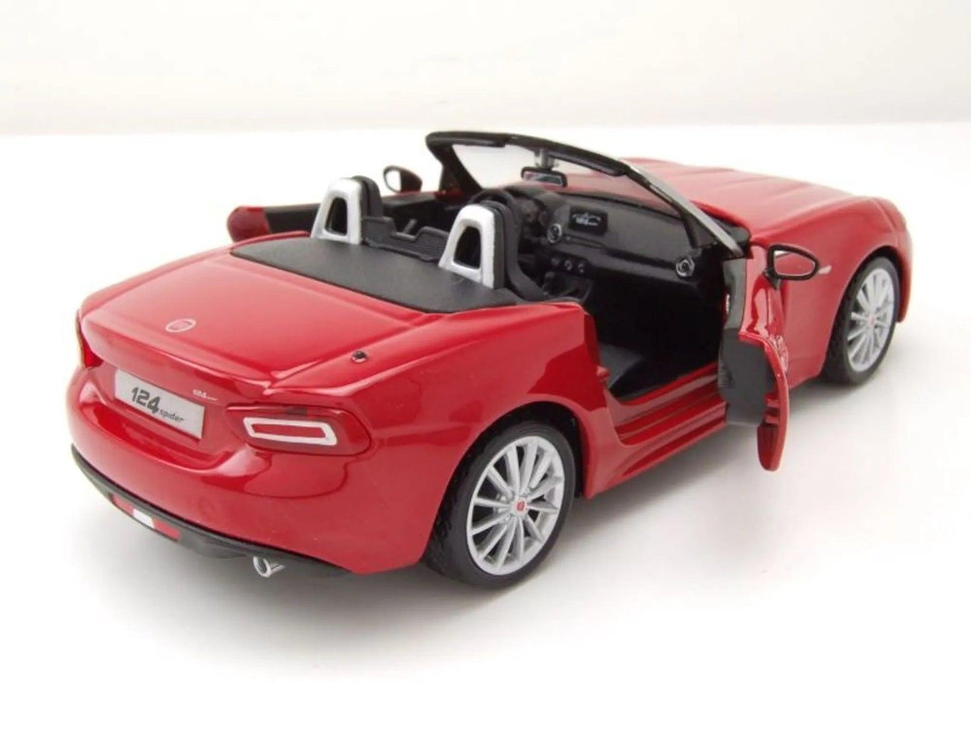 Bburago Fiat 124 Spider 2016 - Red 1:24 Modell - Artexio