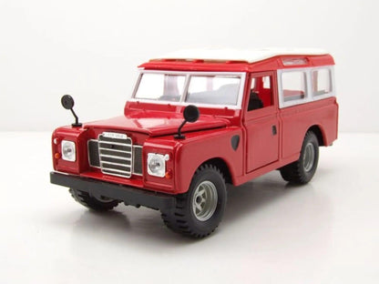 Bburago Land Rover 110 - Red 1:24 Modell - Artexio