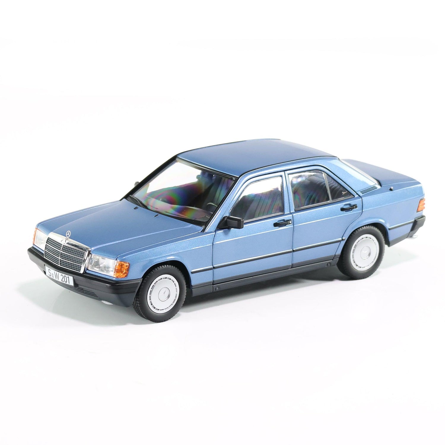 Bburago Mercedes Benz 190E 1987 - Blue 1:24 Modell