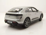 Bburago Porsche Macan 4 Electric 2024 Silver 1:24 Modell