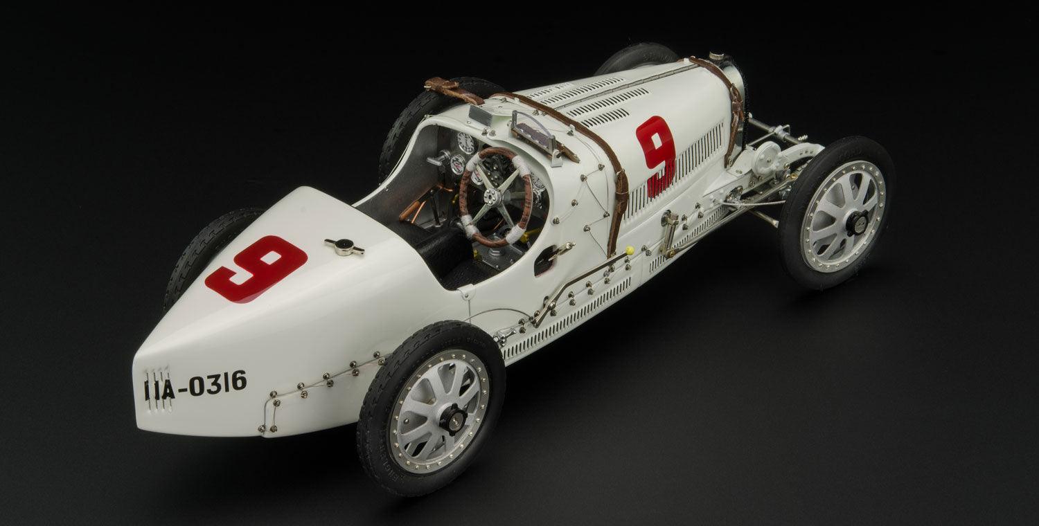 CMC Modelcars Bugatti Type 35 - Deutschland 1:18 Modell - Artexio