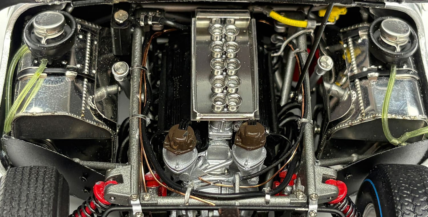 CMC Modelcars Ferrari 250 LM, 6. Platz 24H Frankreich 1965, 27,Chassis 6119, Spoerry/Boller, RHD 1:18 Modell