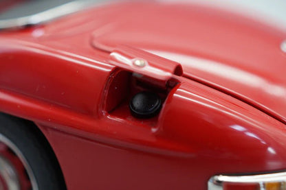 CMC Modelcars Mercedes - Benz 300 SL W198 Roadster Red 1:18 Modell