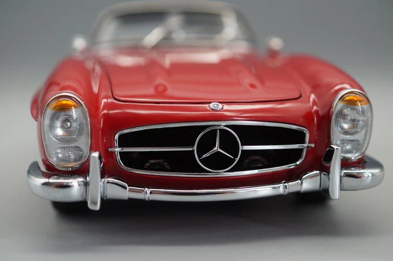 CMC Modelcars Mercedes - Benz 300 SL W198 Roadster Red 1:18 Modell