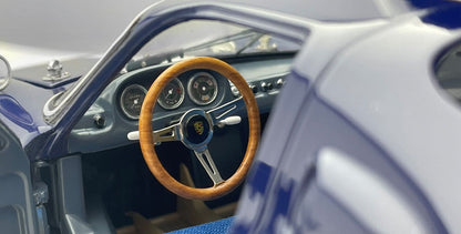 CMC Modelcars Porsche 904 Carrera GTS, Bonhams Scottsdale Auktion 2017 1:18 Modell