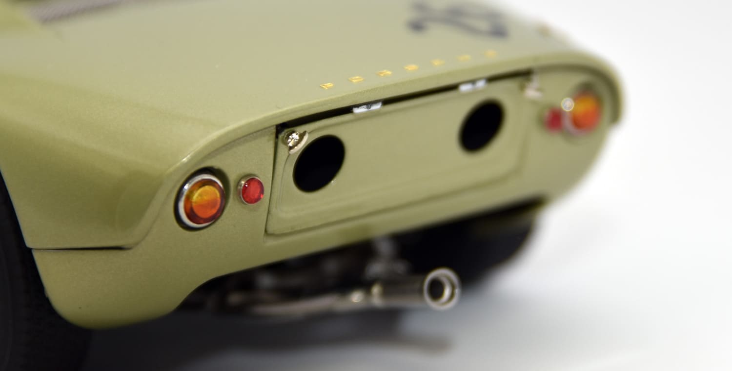 CMC Modelcars Porsche 904 Carrera GTS Silverstone Int. Grand Touring 1964 Innes Ireland 26 1:18 Modell