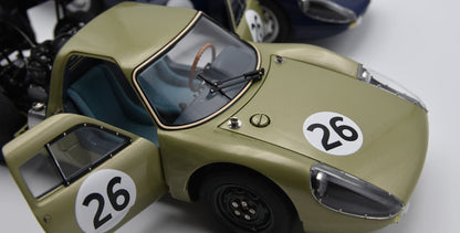 CMC Modelcars Porsche 904 Carrera GTS Silverstone Int. Grand Touring 1964 Innes Ireland 26 1:18 Modell