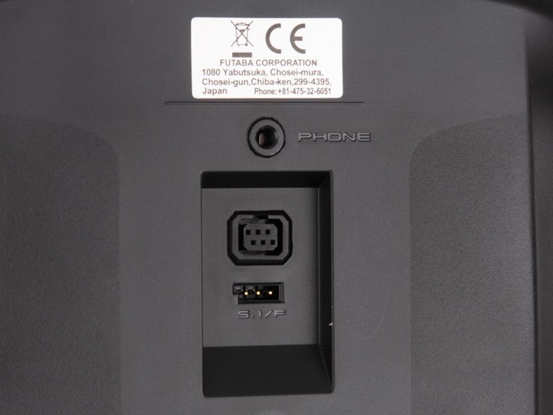 Futaba T6K V3S 8-Kanal  Combo (2.4GHz / R3008SB) 2.4GHz RC Sender + Empfänger_Artexio