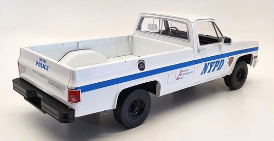 Greenlight Chevrolet CUCV M1008 1984 - New York City Police Department (NYPD) 1:18 Modell