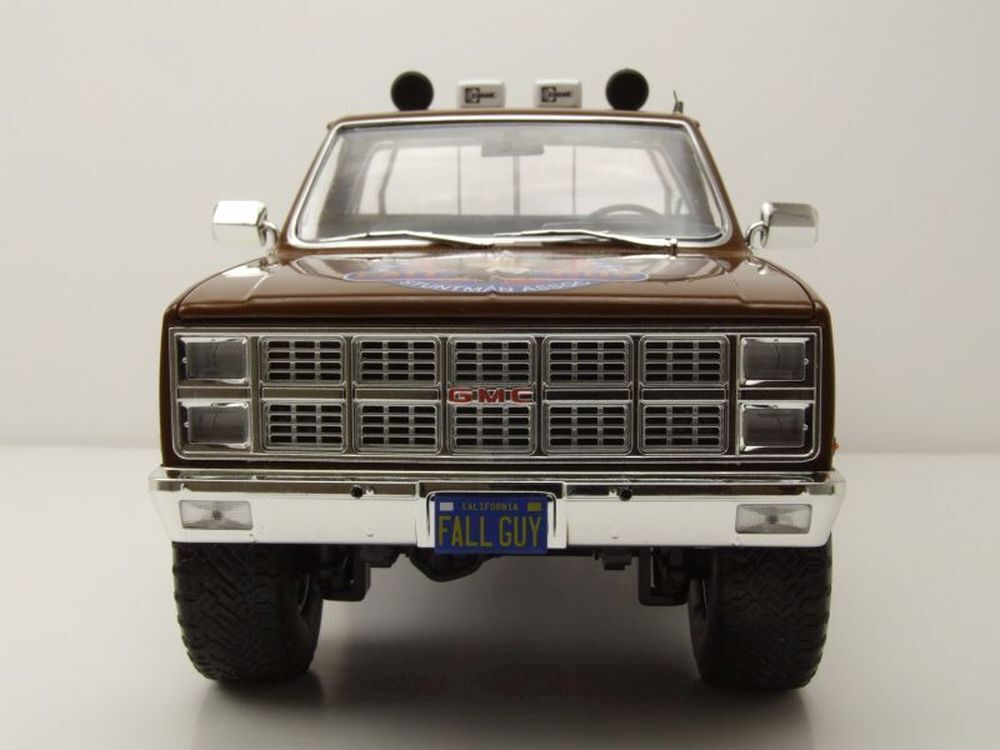 Greenlight GMC K - 2500 Sierra Grande Wideside Pickup - Fall Guy Stuntman Association - 1982 1:18 - Artexio