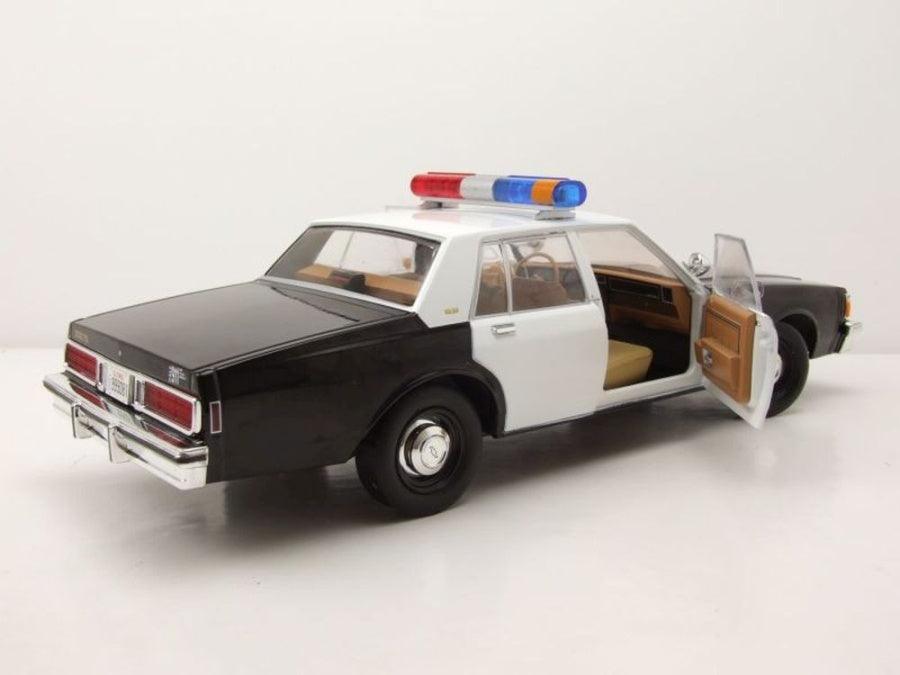 Greenlight Terminator 2: Judgment Day (1991) - 1987 Chevrolet Caprice Metropolitan Police with T 1:18 Modell - Artexio