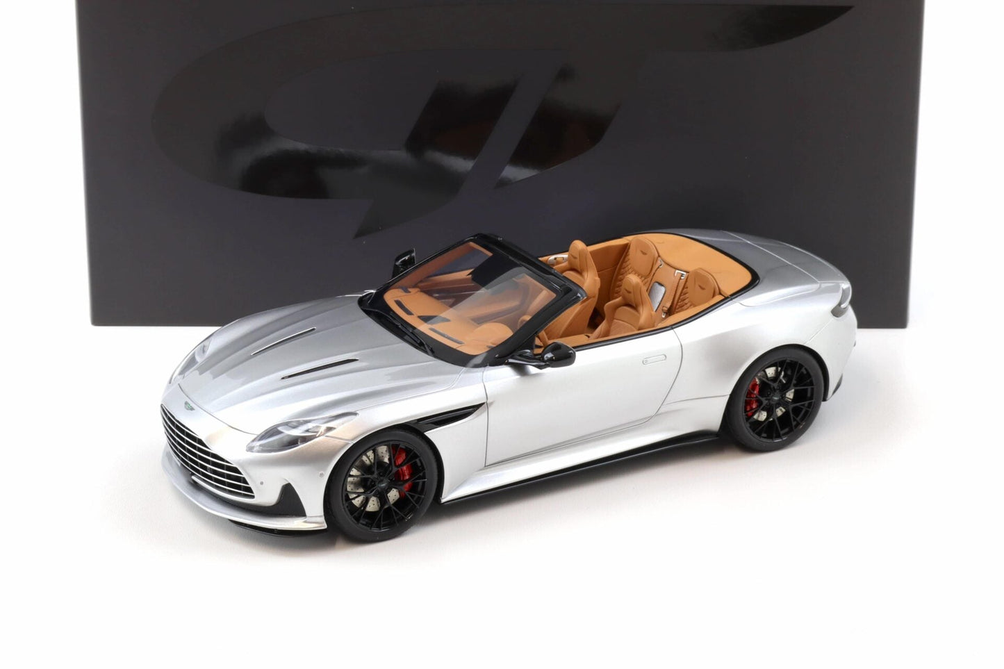 GT Spirit Aston Martin DB12 Volante Convertible Aluminite Silver 2023 1:18 Modell
