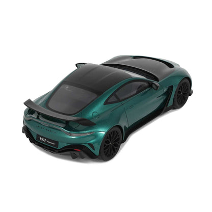 GT Spirit Aston Martin V12 Vantage Green 1:18 Modell